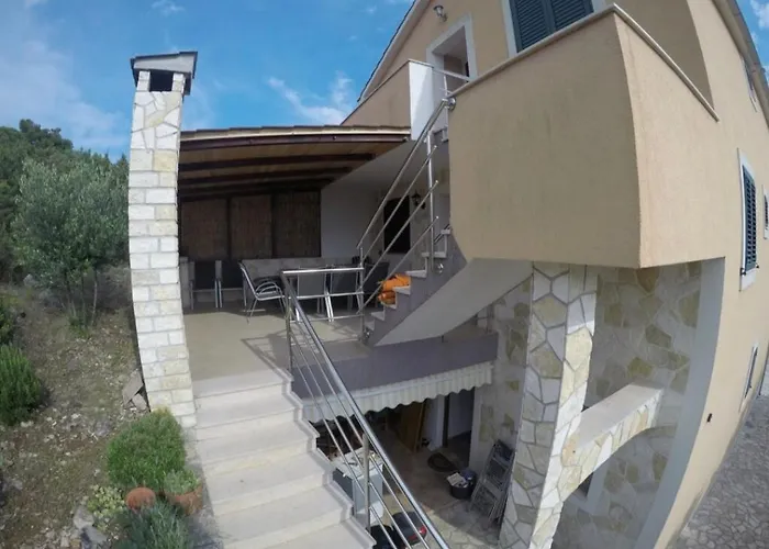 Casa Milesic